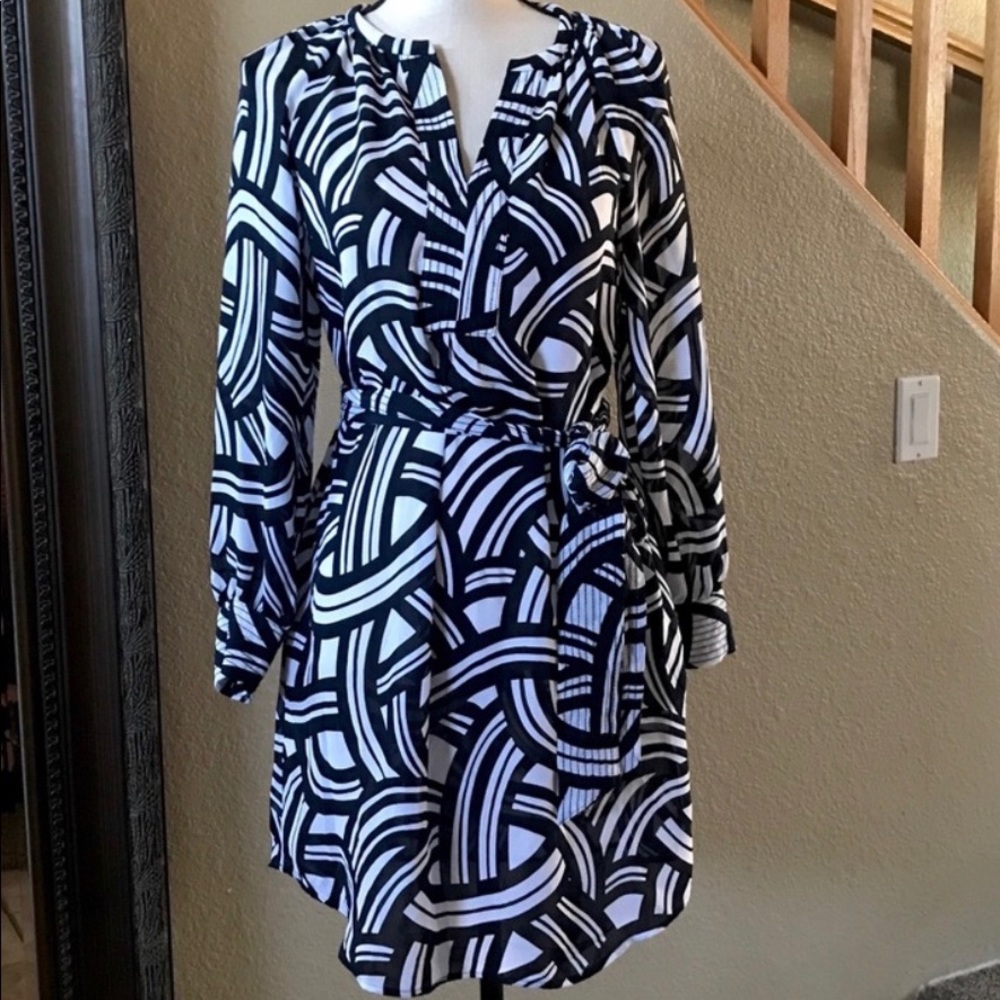 Banana Republic Black/White Pattern Dress